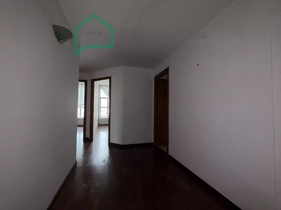 Immagine 13 di Ufficio in affitto  in CENTRO DIREZIONALE a Napoli