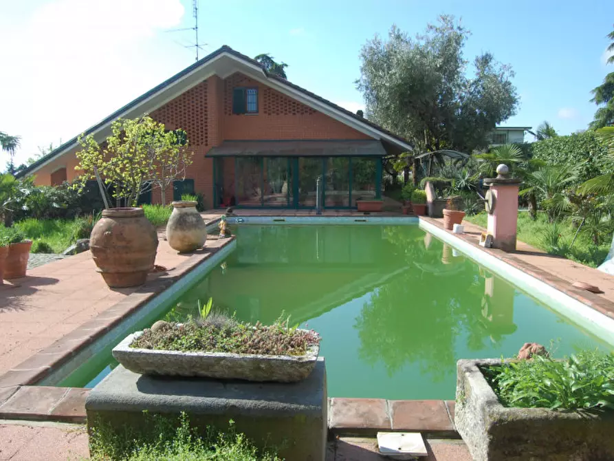 Immagine 1 di Villa in vendita  in Via Galliera a Pino Torinese