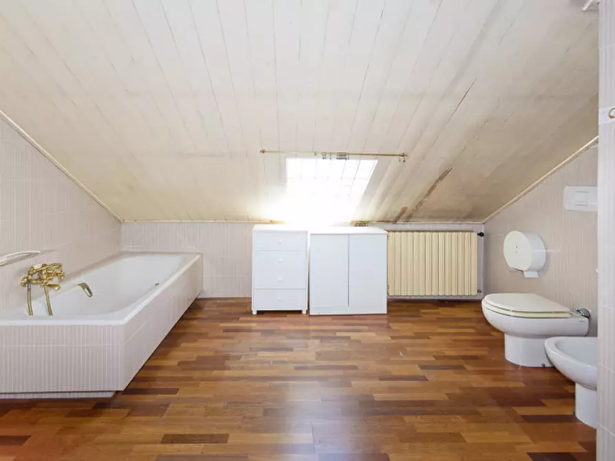 Immagine 26 di Villa in vendita  in Via Galliera a Pino Torinese