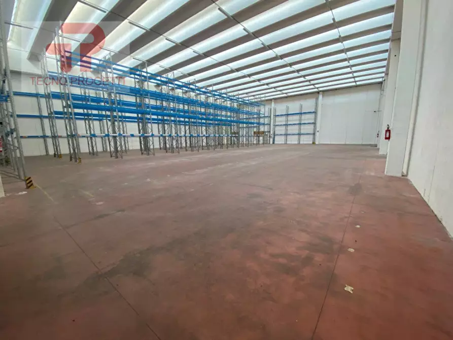 Immagine 5 di Magazzino in affitto  in Zona Industriale Padova Est a Padova