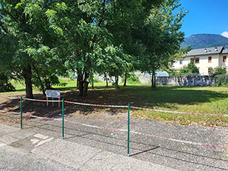 Immagine 2 di Terreno in vendita  in Via Pio Paschini, 18 a Tolmezzo