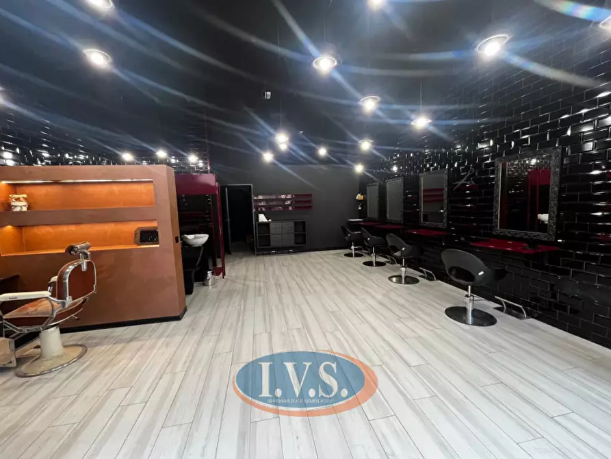 Immagine 1 di Negozio in affitto  in Mestrino via Galileo Galilei a Mestrino