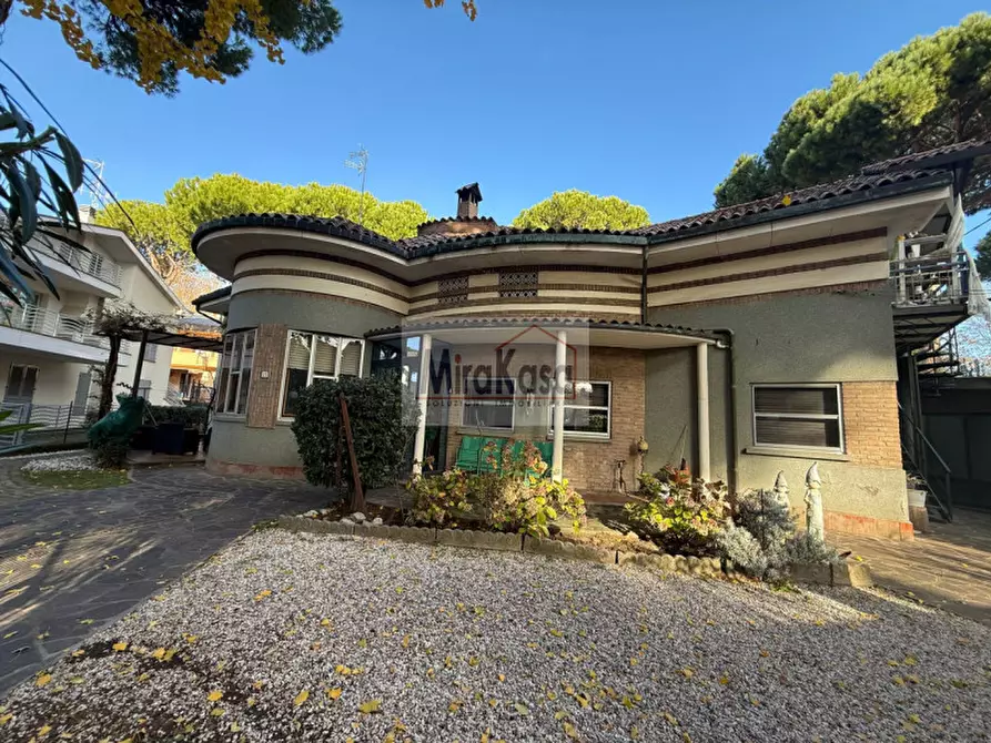 Immagine 25 di Casa trifamiliare in vendita  in rotonda silvio pellico a Cervia