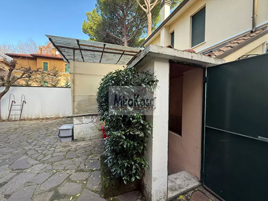 Immagine 30 di Casa trifamiliare in vendita  in rotonda silvio pellico a Cervia