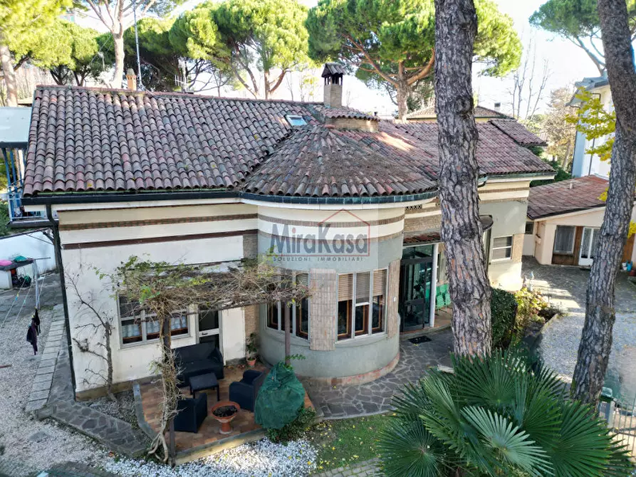 Immagine 38 di Casa trifamiliare in vendita  in rotonda silvio pellico a Cervia