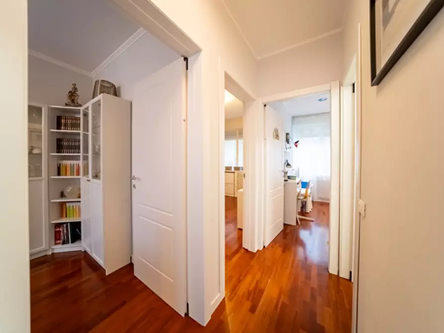 Immagine 21 di Appartamento in vendita  in Via Euclide a Parma