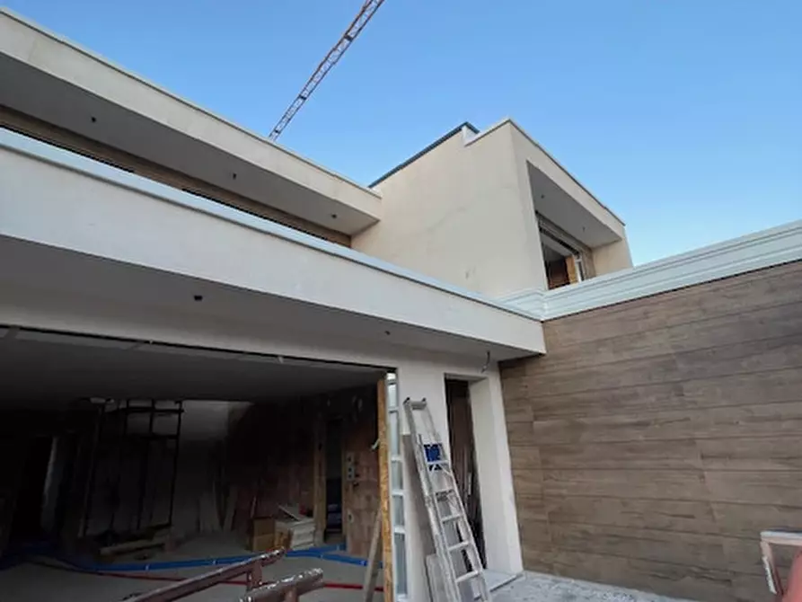 Immagine 9 di Villa in vendita  a Cadoneghe