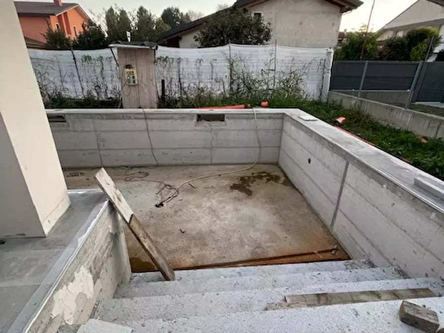 Immagine 10 di Villa in vendita  a Cadoneghe