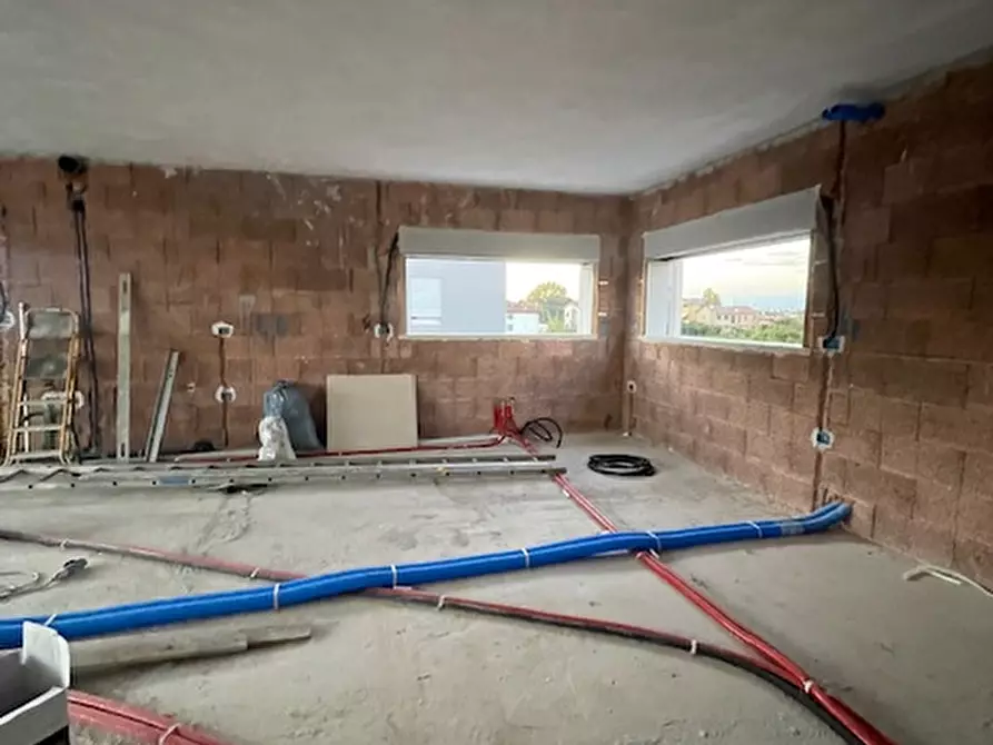 Immagine 23 di Villa in vendita  a Cadoneghe