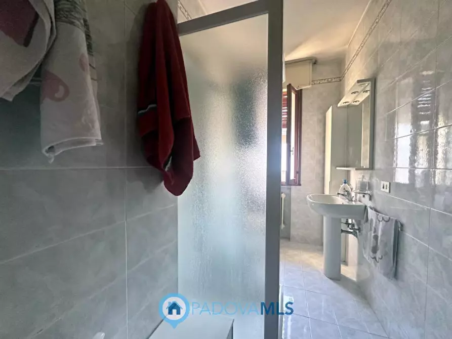 Immagine 25 di Casa indipendente in vendita  in Via Matilde Serao a Padova