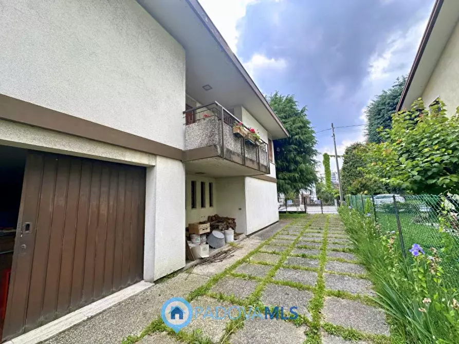 Immagine 27 di Casa indipendente in vendita  in Via Matilde Serao a Padova