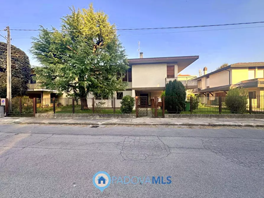 Immagine 37 di Casa indipendente in vendita  in Via Matilde Serao a Padova