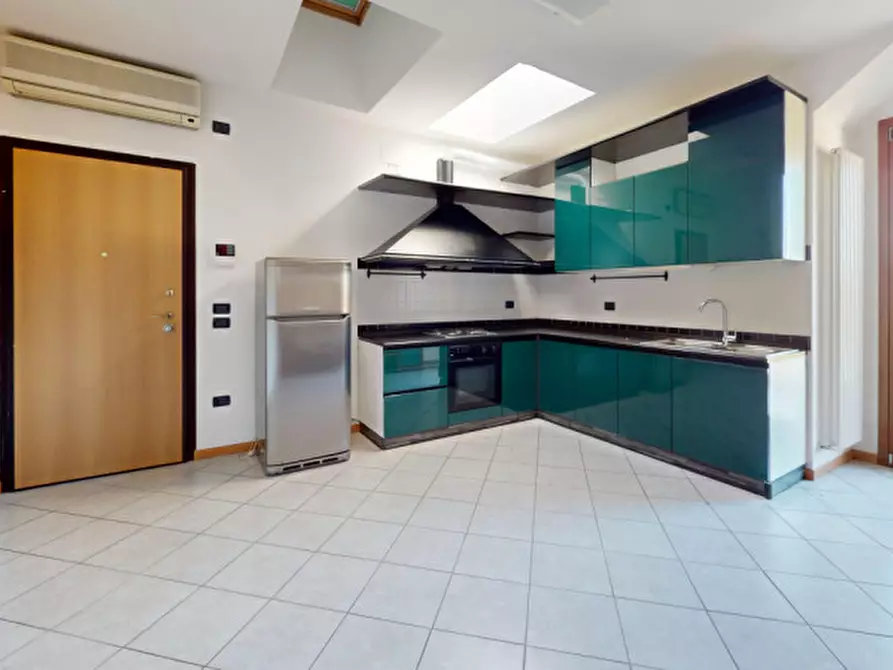 Immagine 5 di Appartamento in vendita  in via giuseppe faggin 46 a Vicenza