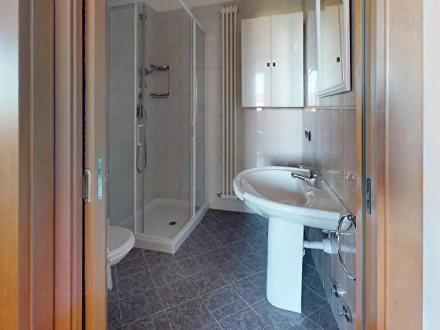 Immagine 8 di Appartamento in vendita  in via giuseppe faggin 46 a Vicenza