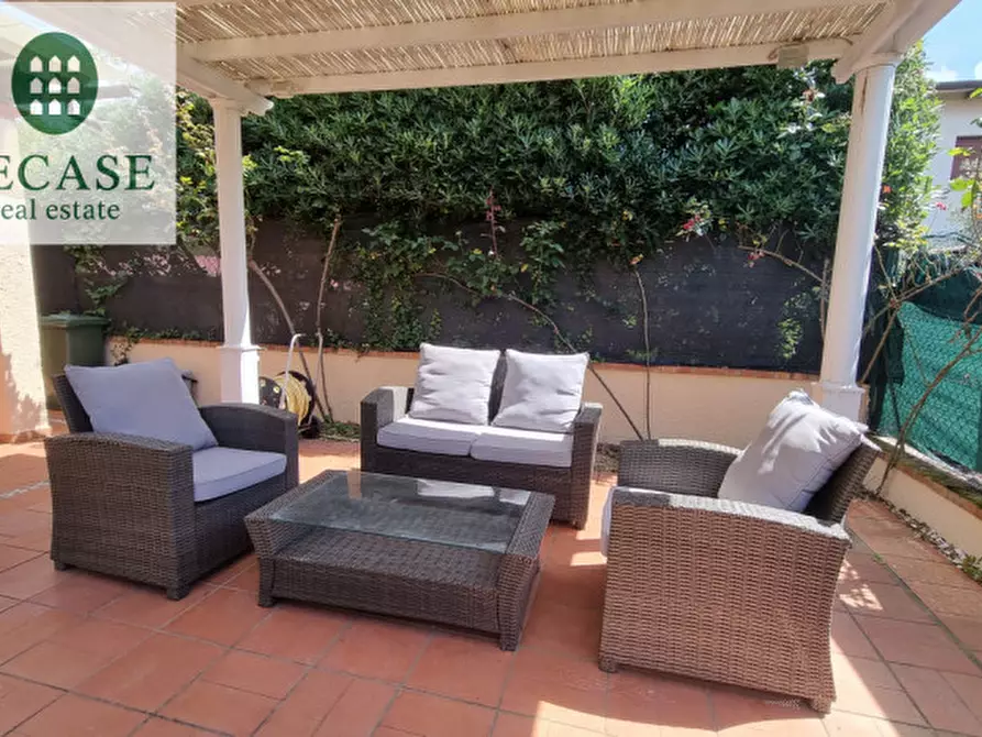 Immagine 7 di Casa bifamiliare in vendita  a Forte Dei Marmi