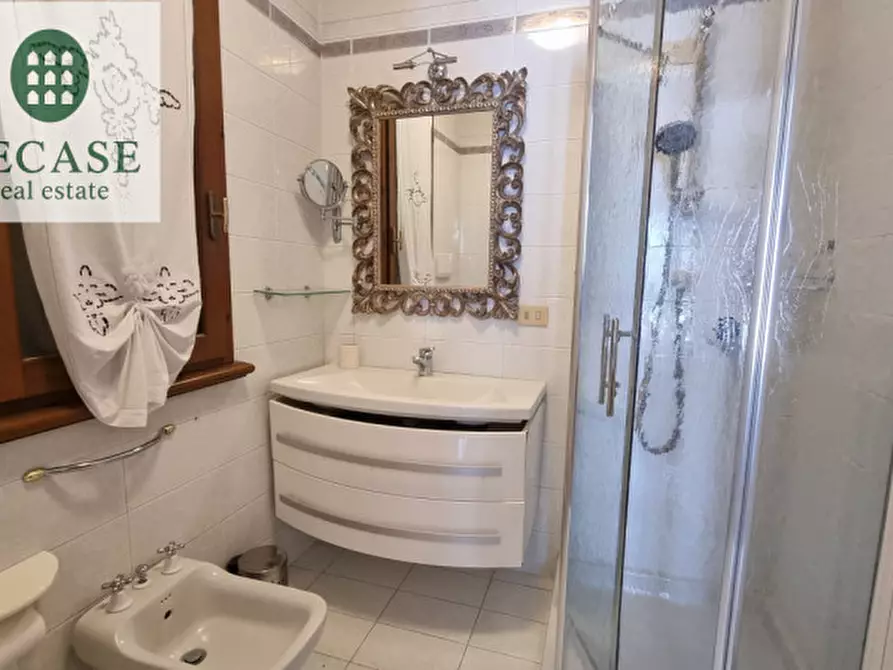 Immagine 21 di Casa bifamiliare in vendita  a Forte Dei Marmi