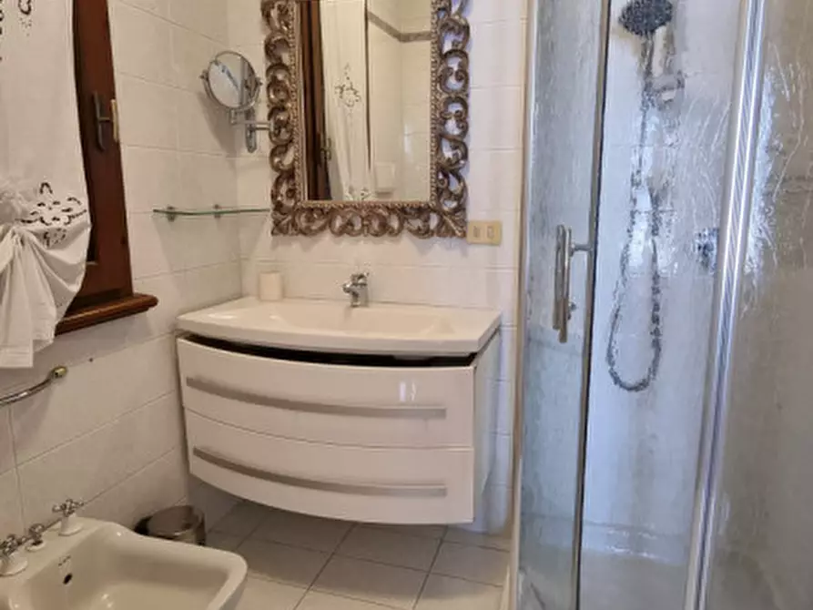 Immagine 22 di Casa bifamiliare in vendita  a Forte Dei Marmi