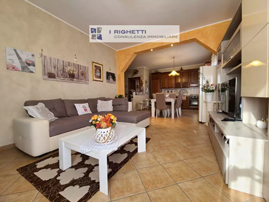 Immagine 1 di Appartamento in vendita  in Via Umbria a Verona