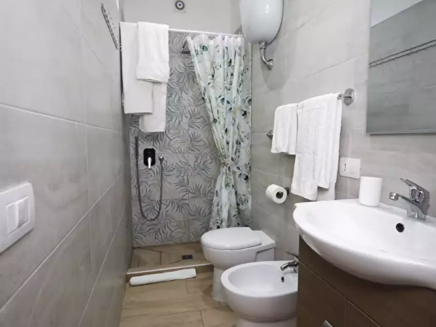 Immagine 2 di Appartamento in affitto  in Via Alcide Cervi 25 a Napoli