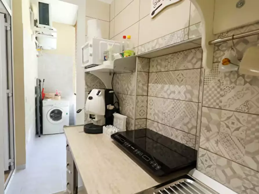 Immagine 12 di Appartamento in affitto  in Via Alcide Cervi 25 a Napoli