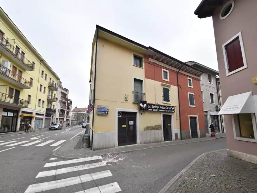 Immagine 5 di Negozio in affitto  in via borghetto 34 a Bussolengo