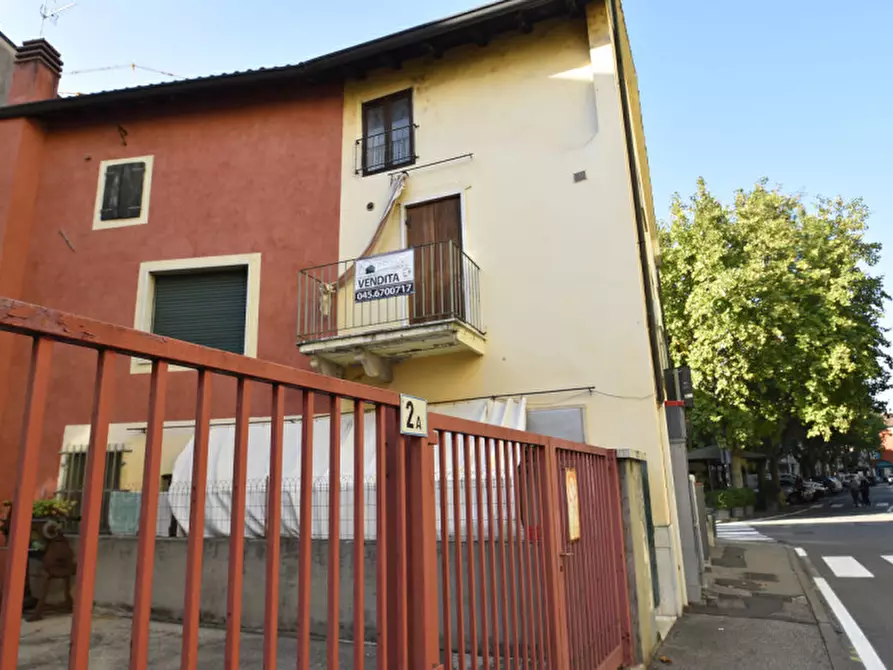 Immagine 10 di Villetta a schiera in vendita  in via borghetto 34 a Bussolengo