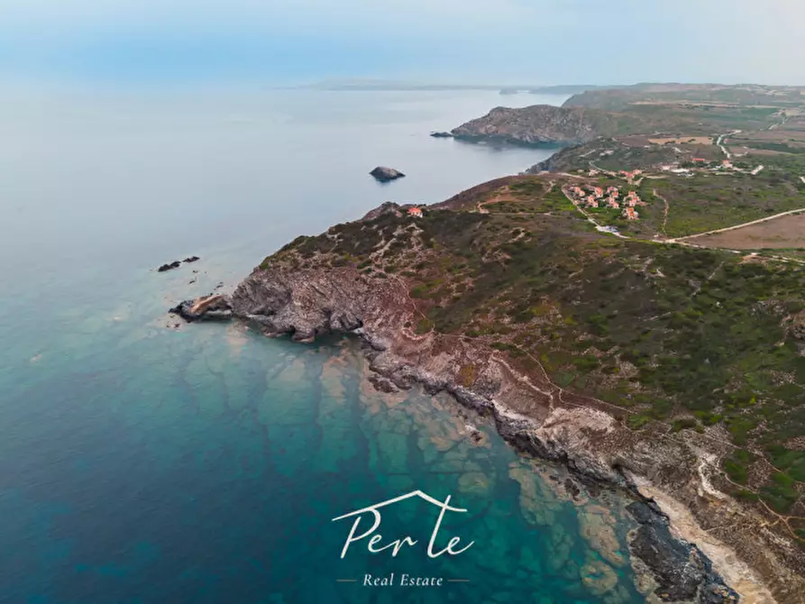 Immagine 10 di Casa bifamiliare in vendita  in Via Monte Arcosu 18 a Stintino