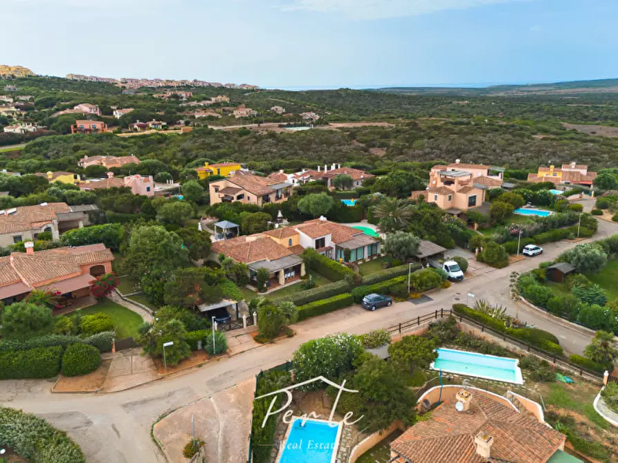 Immagine 31 di Casa bifamiliare in vendita  in Via Monte Arcosu 18 a Stintino