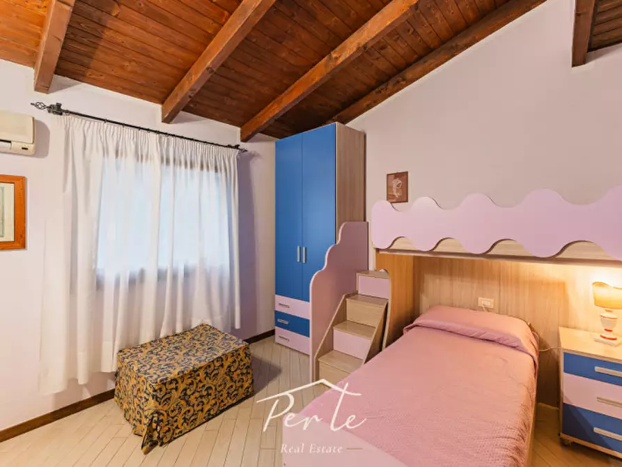 Immagine 57 di Casa bifamiliare in vendita  in Via Monte Arcosu 18 a Stintino