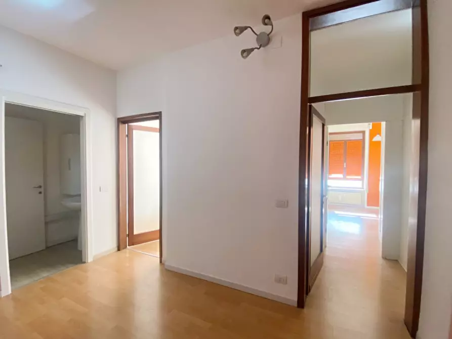 Immagine 11 di Ufficio in vendita  in Via F. Dall'Ongaro a Oderzo