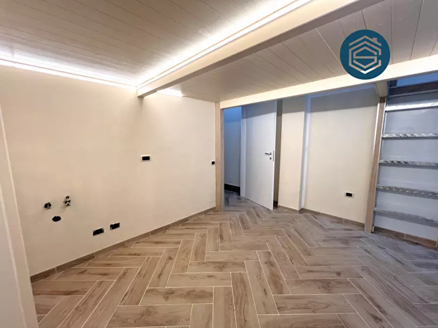 Immagine 10 di Monolocale in vendita  in via roma 121 a Signa