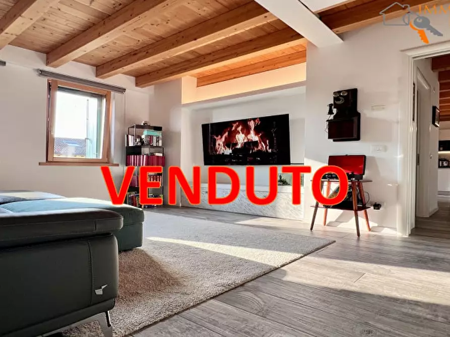 Immagine 1 di Appartamento in vendita  a Bussolengo