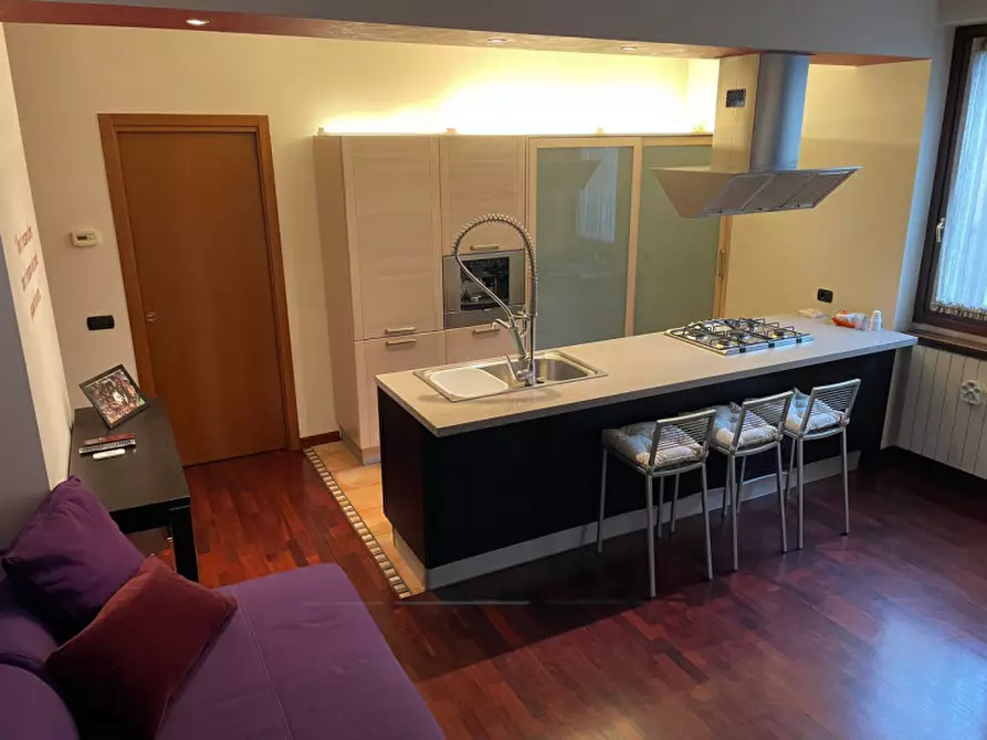 Immagine 1 di Appartamento in affitto  in Via Marco Bruto 9 a Milano