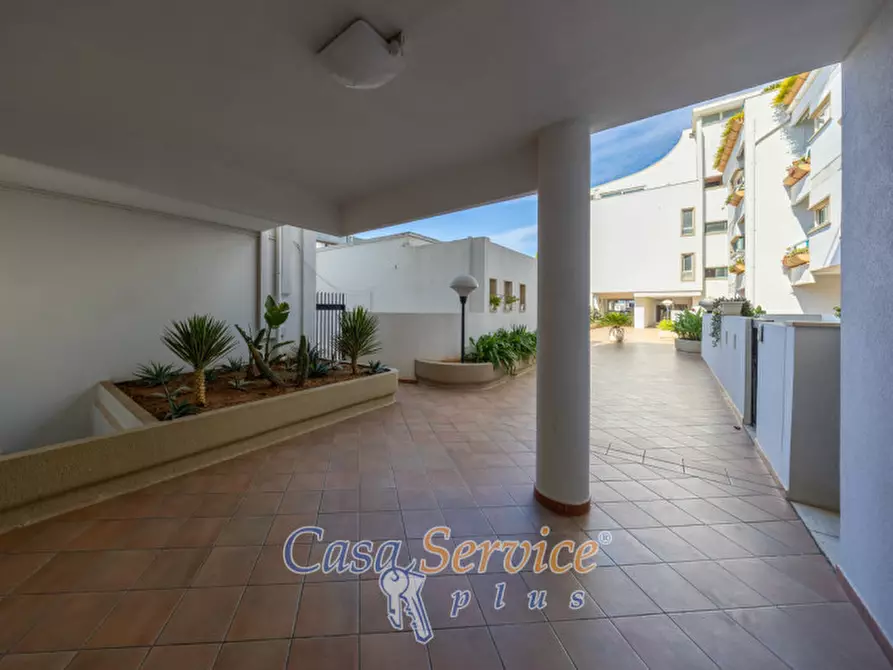 Immagine 41 di Appartamento in vendita  in Via Udine a Gallipoli