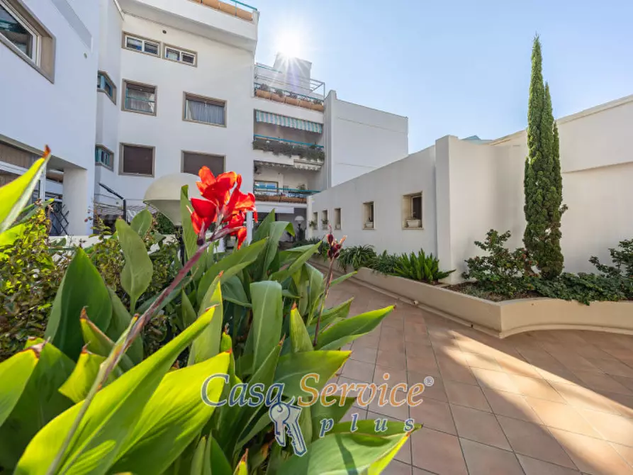 Immagine 48 di Appartamento in vendita  in Via Udine a Gallipoli