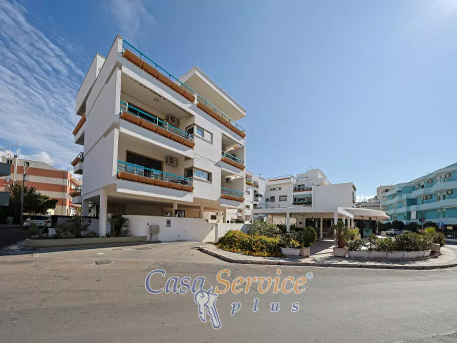 Immagine 50 di Appartamento in vendita  in Via Udine a Gallipoli