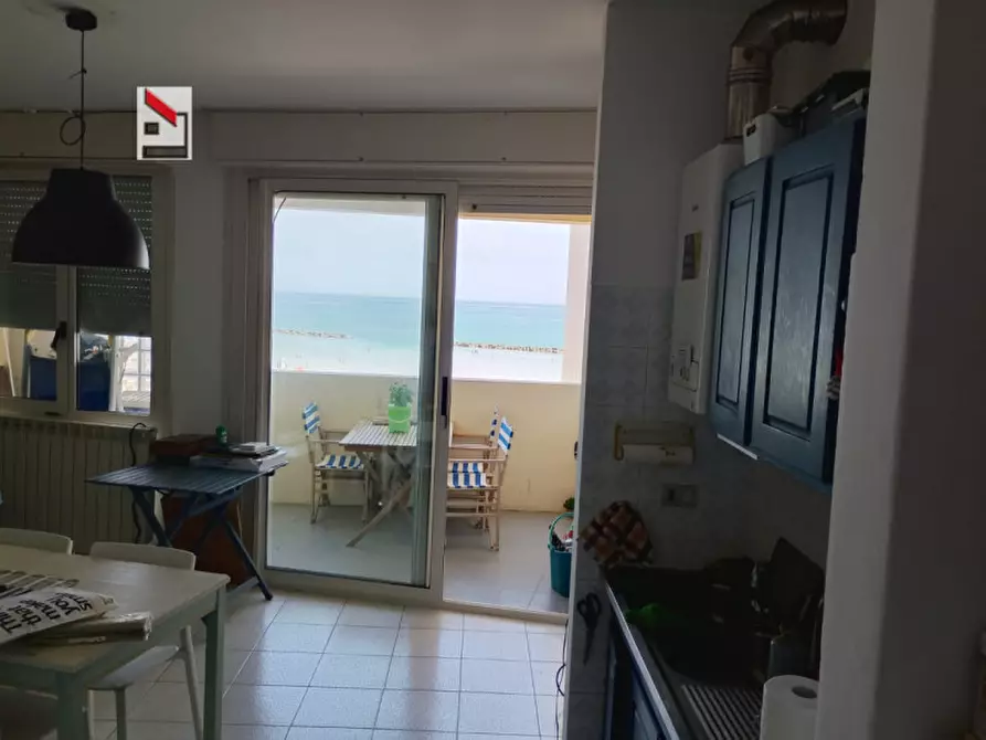 Immagine 5 di Appartamento in vendita  in Lungomare Mameli a Senigallia