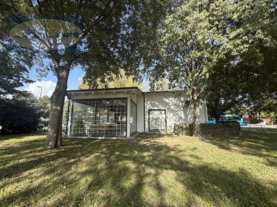 Immagine 6 di Attività commerciale in vendita  a Argenta