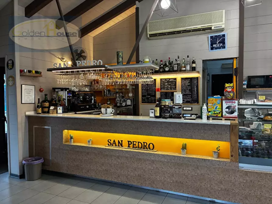 Immagine 9 di Attività commerciale in vendita  a Argenta