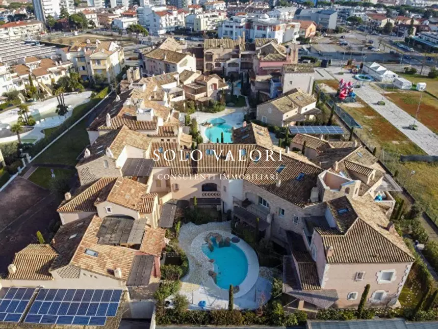 Immagine 1 di Appartamento in vendita  in Piazza Trieste a Jesolo