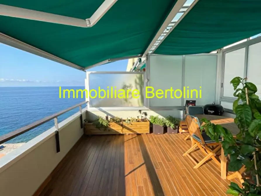 Immagine 1 di Attico in vendita  in CORSO GUGLIELMO MARCONI a San Remo