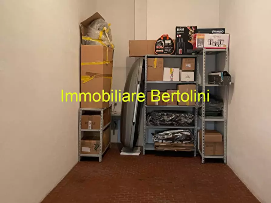 Immagine 21 di Attico in vendita  in CORSO GUGLIELMO MARCONI a San Remo