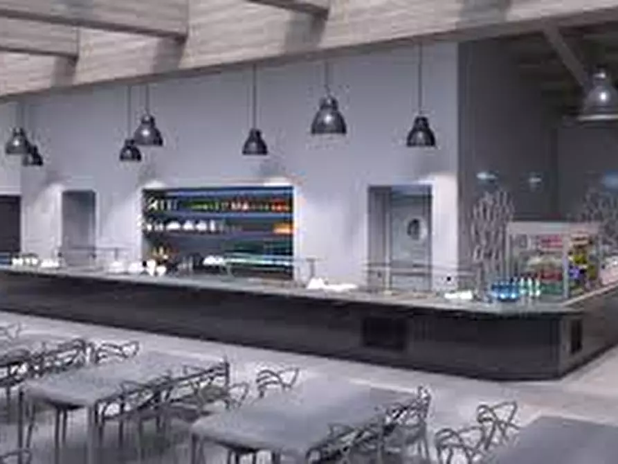 Immagine 9 di Negozio in affitto  in Via Roma a San Giovanni Lupatoto