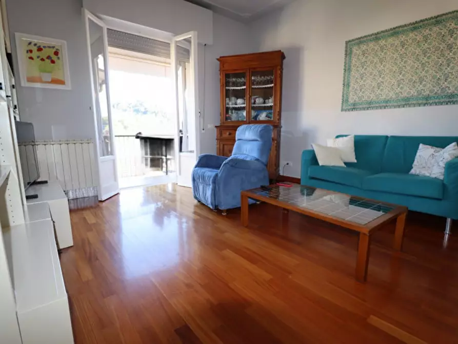 Immagine 1 di Appartamento in vendita  in via Mincio a Montevarchi