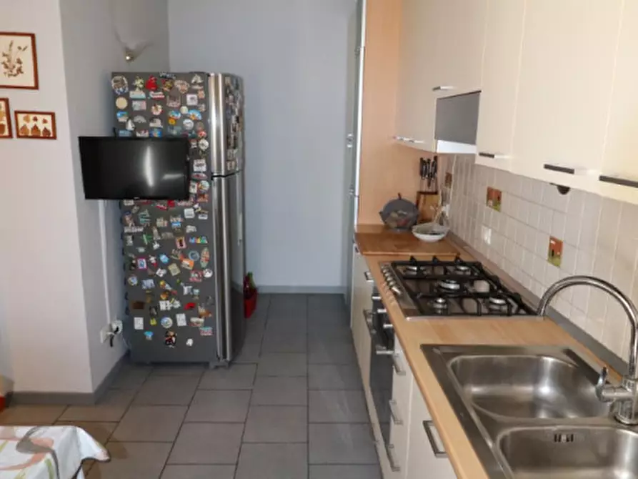 Immagine 11 di Appartamento in vendita  in via Mincio a Montevarchi