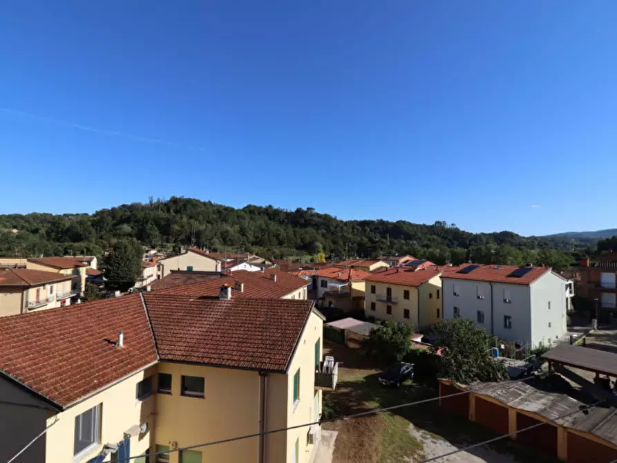 Immagine 25 di Appartamento in vendita  in via Mincio a Montevarchi