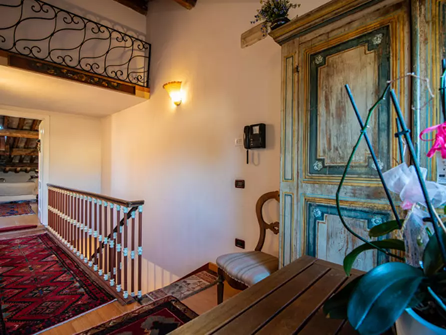 Immagine 13 di Palazzo in vendita  in Via Savonarola a Padova