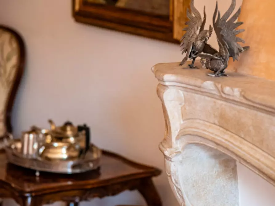 Immagine 28 di Palazzo in vendita  in Via Savonarola a Padova