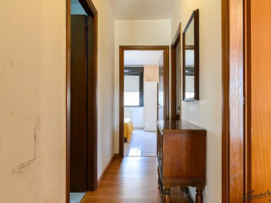 Immagine 20 di Appartamento in vendita  in Viale Lina Cavalieri a Roma