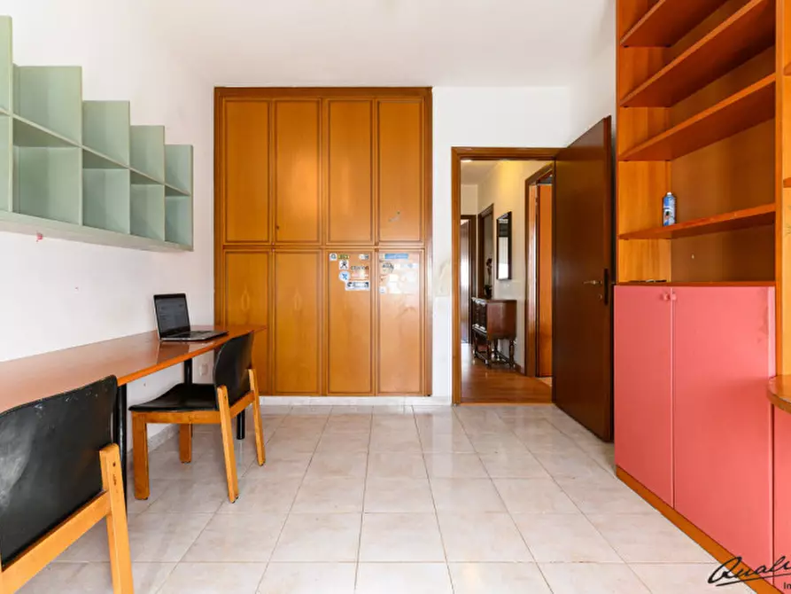 Immagine 36 di Appartamento in vendita  in Viale Lina Cavalieri a Roma